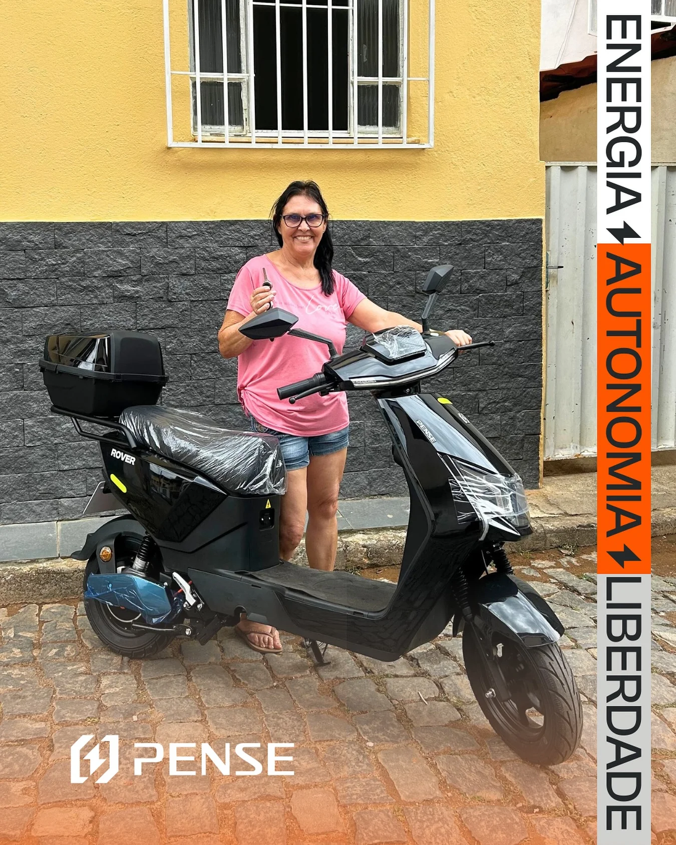 Image gallery marquee